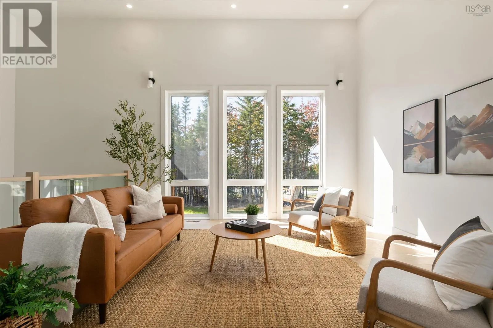 394 Canoe Crescent