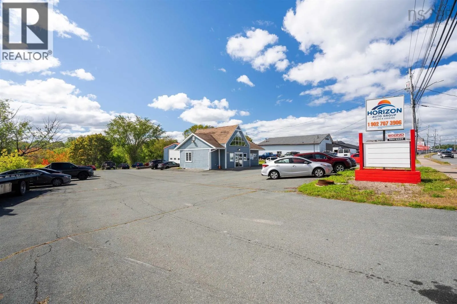 452 Sackville Drive