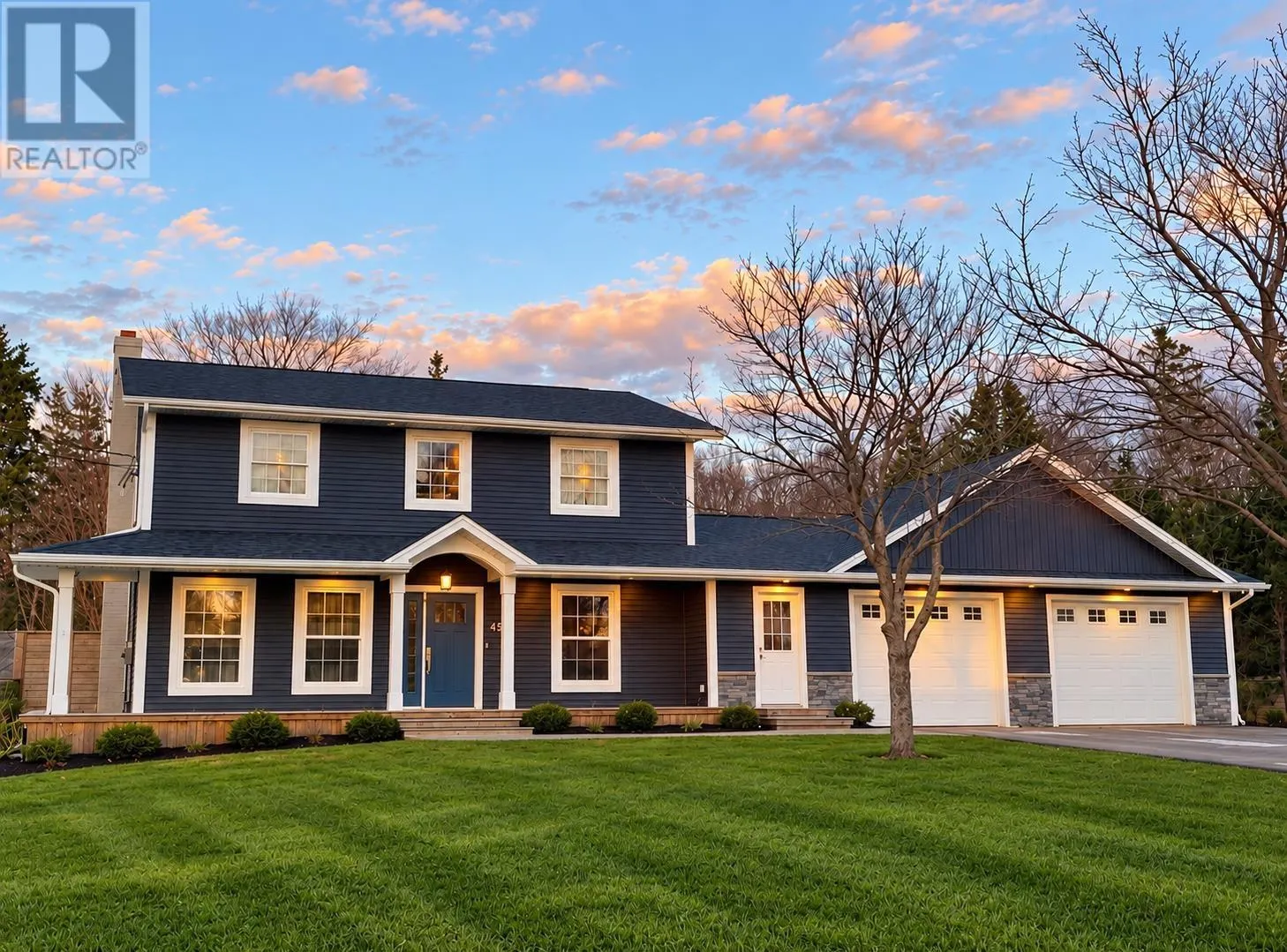45 Earl Drive
