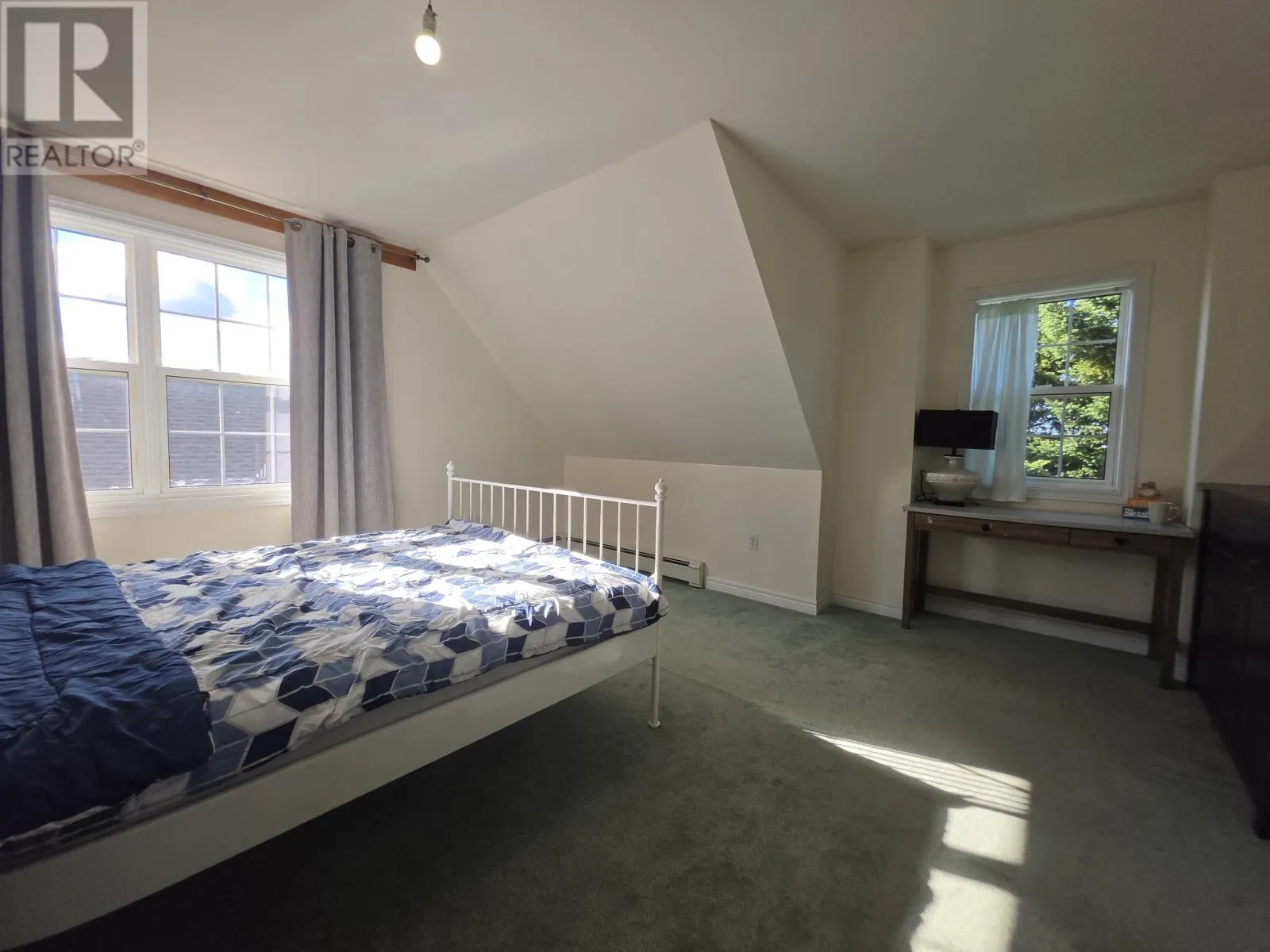 28 Arcona Drive