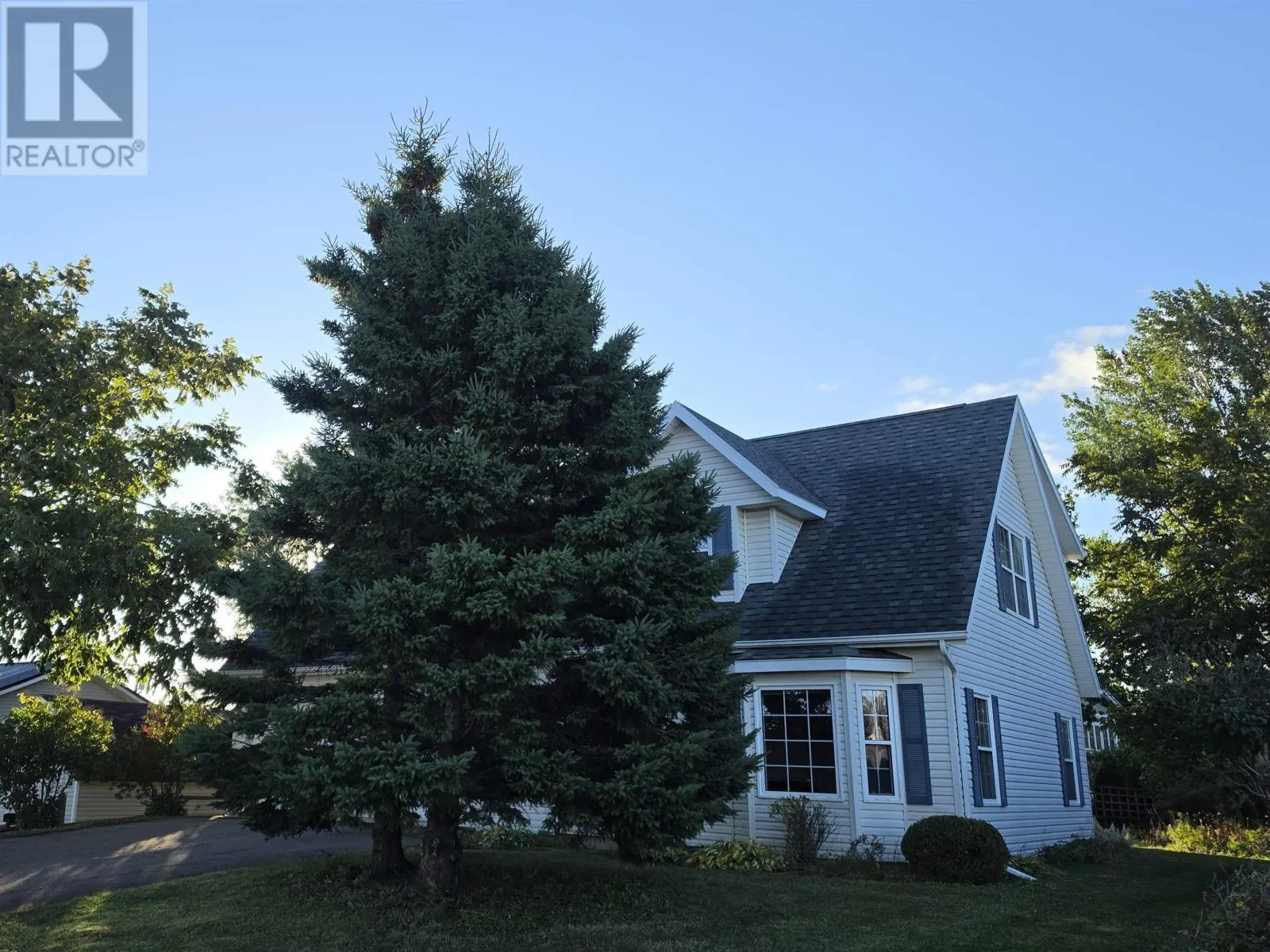 28 Arcona Drive