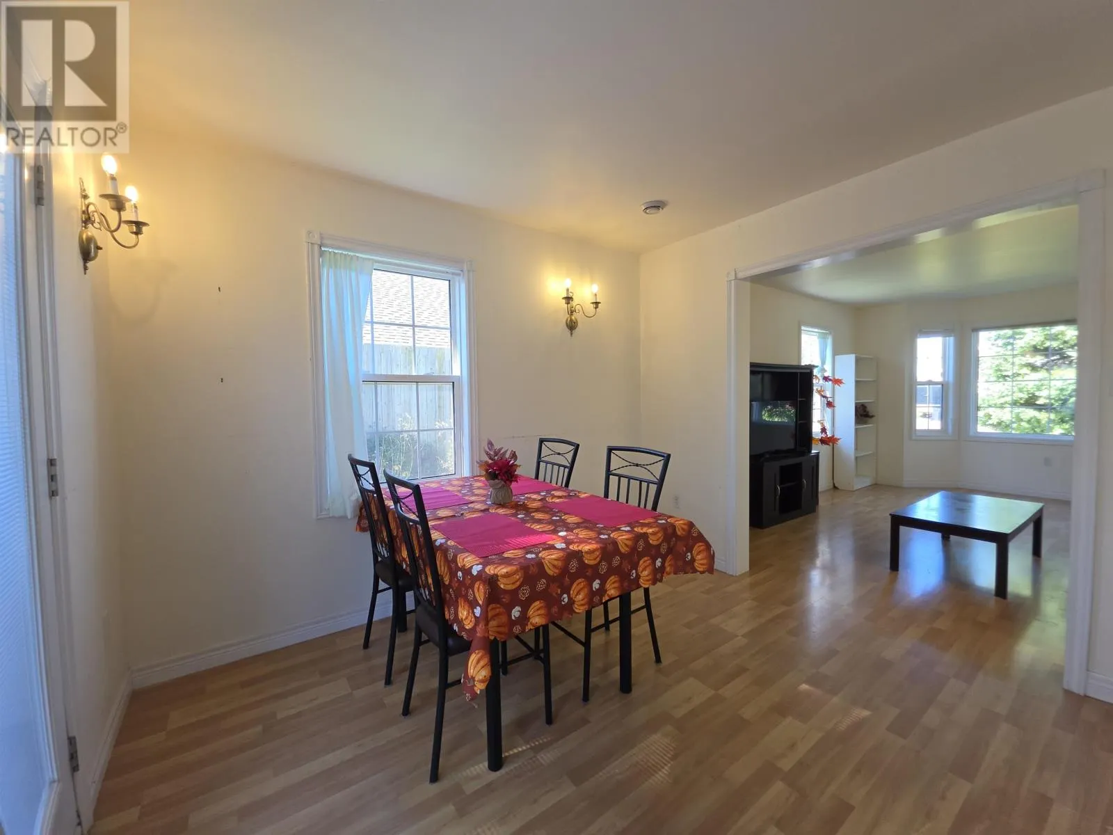 28 Arcona Drive