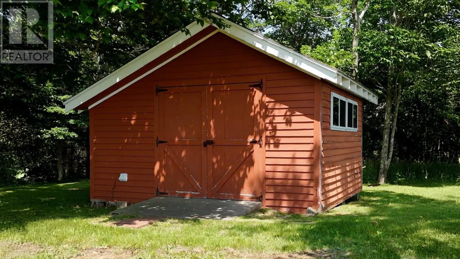1608 Brow Of Mountain Road
