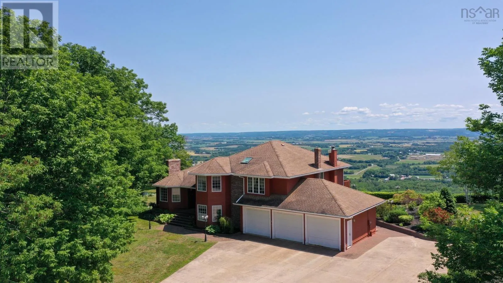 1608 Brow Of Mountain Road