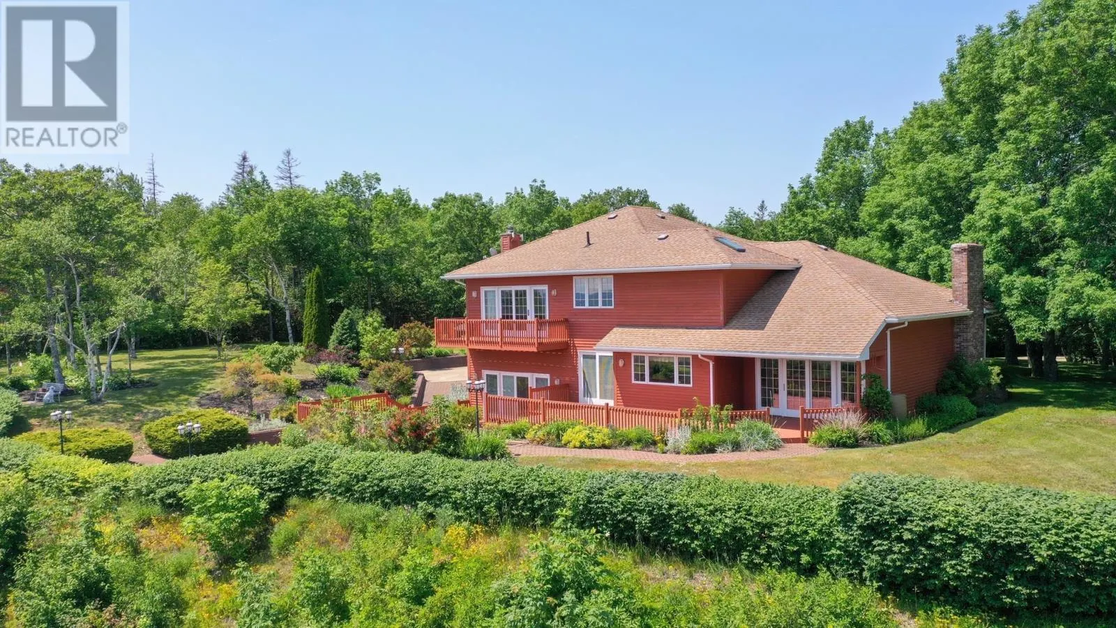 1608 Brow Of Mountain Road