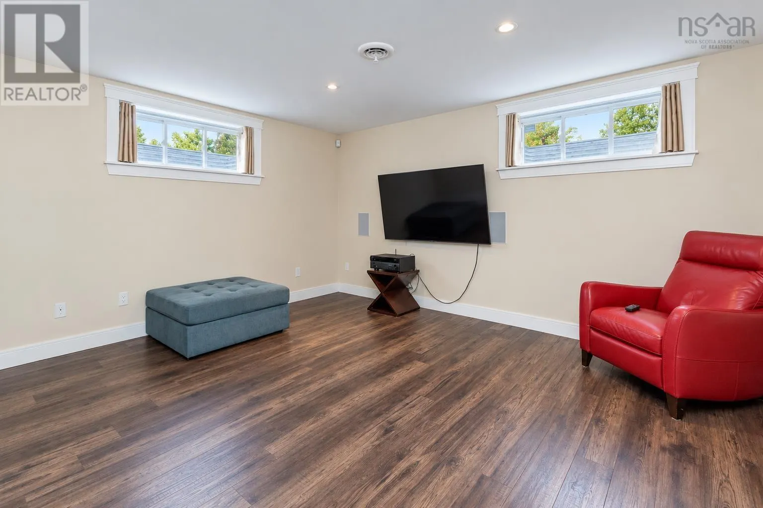 225 Hampton Drive