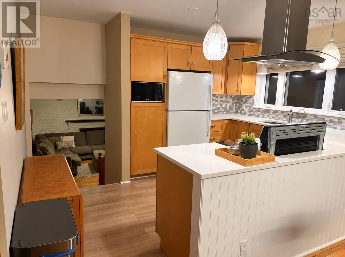 22 CEDAR Crescent