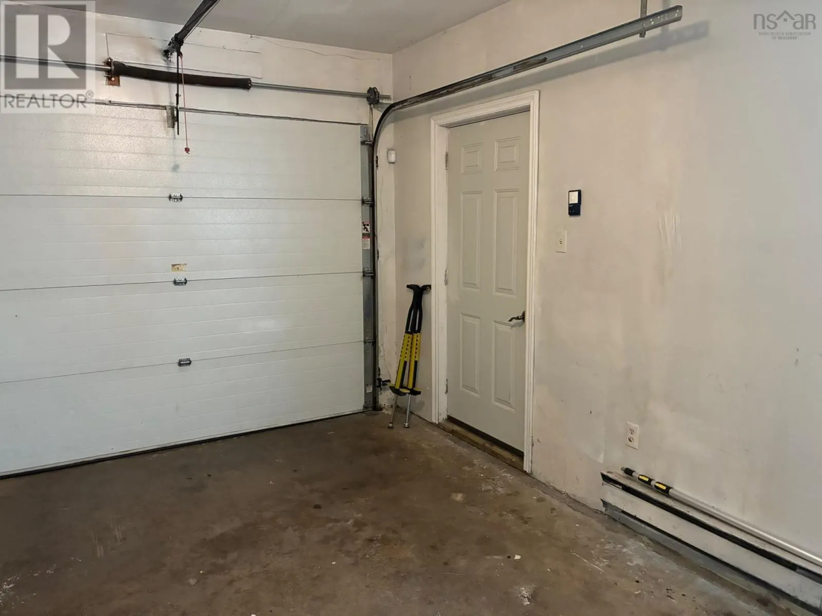 22 CEDAR Crescent