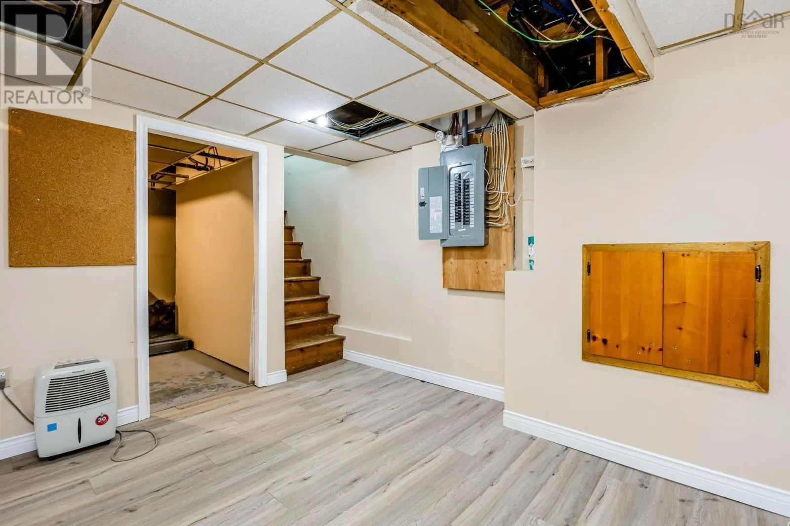 76 Poplar Street