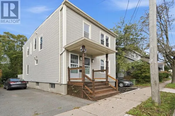 2512 Oxford Street