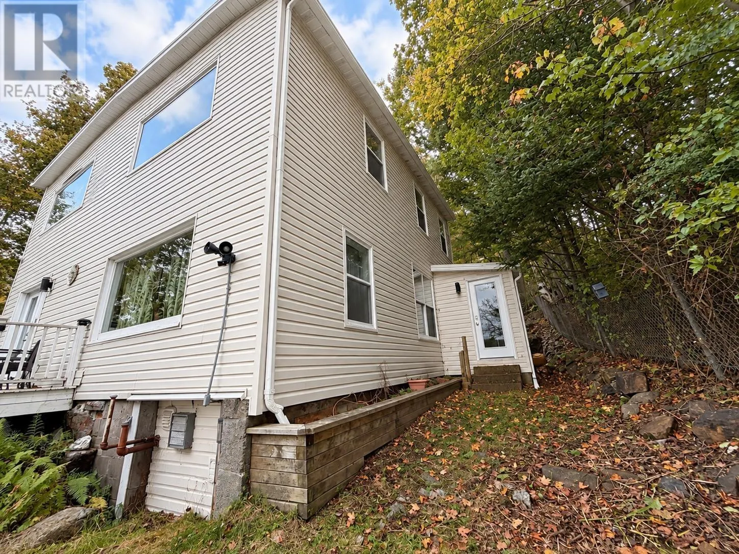 9 Milton Drive