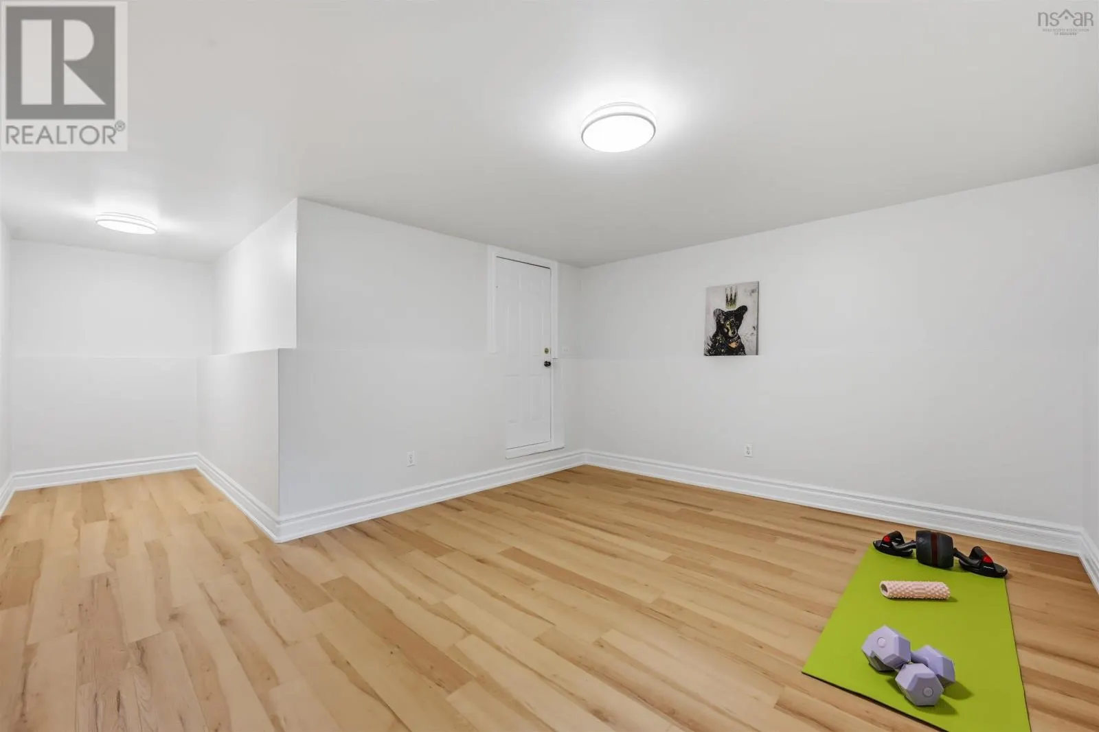 5743 Southwood Drive