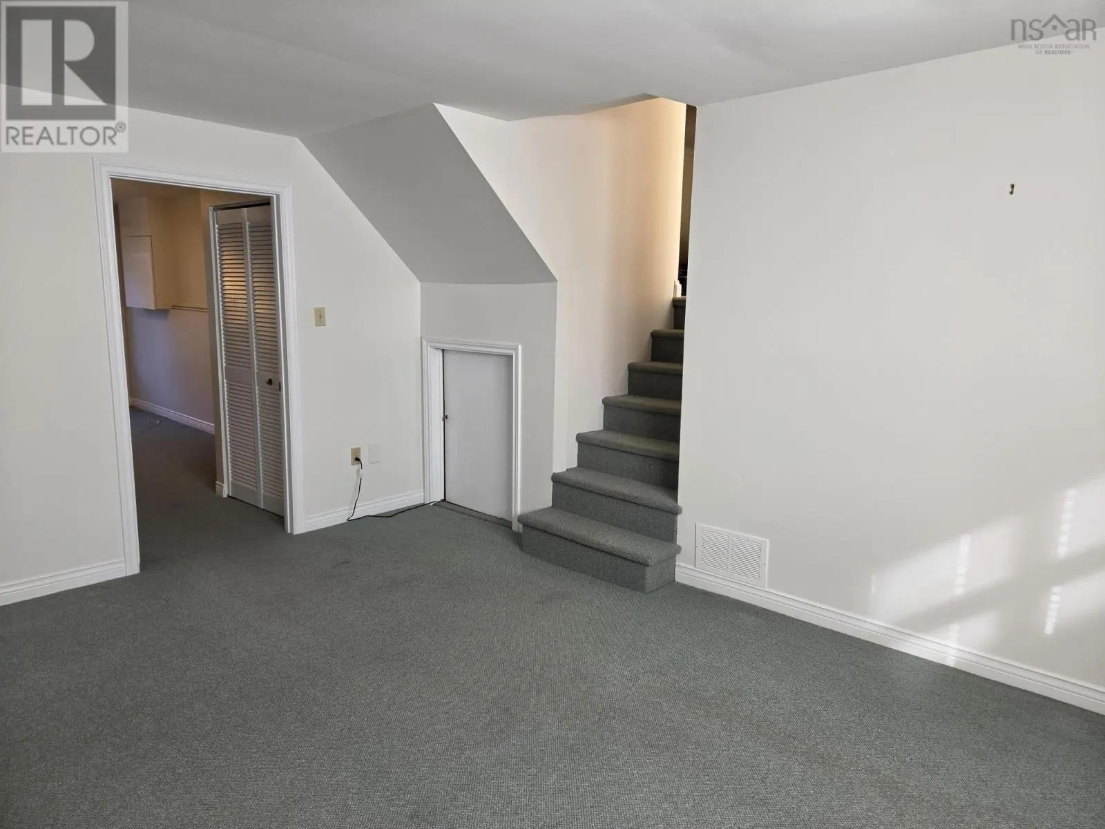 71 Harris Avenue