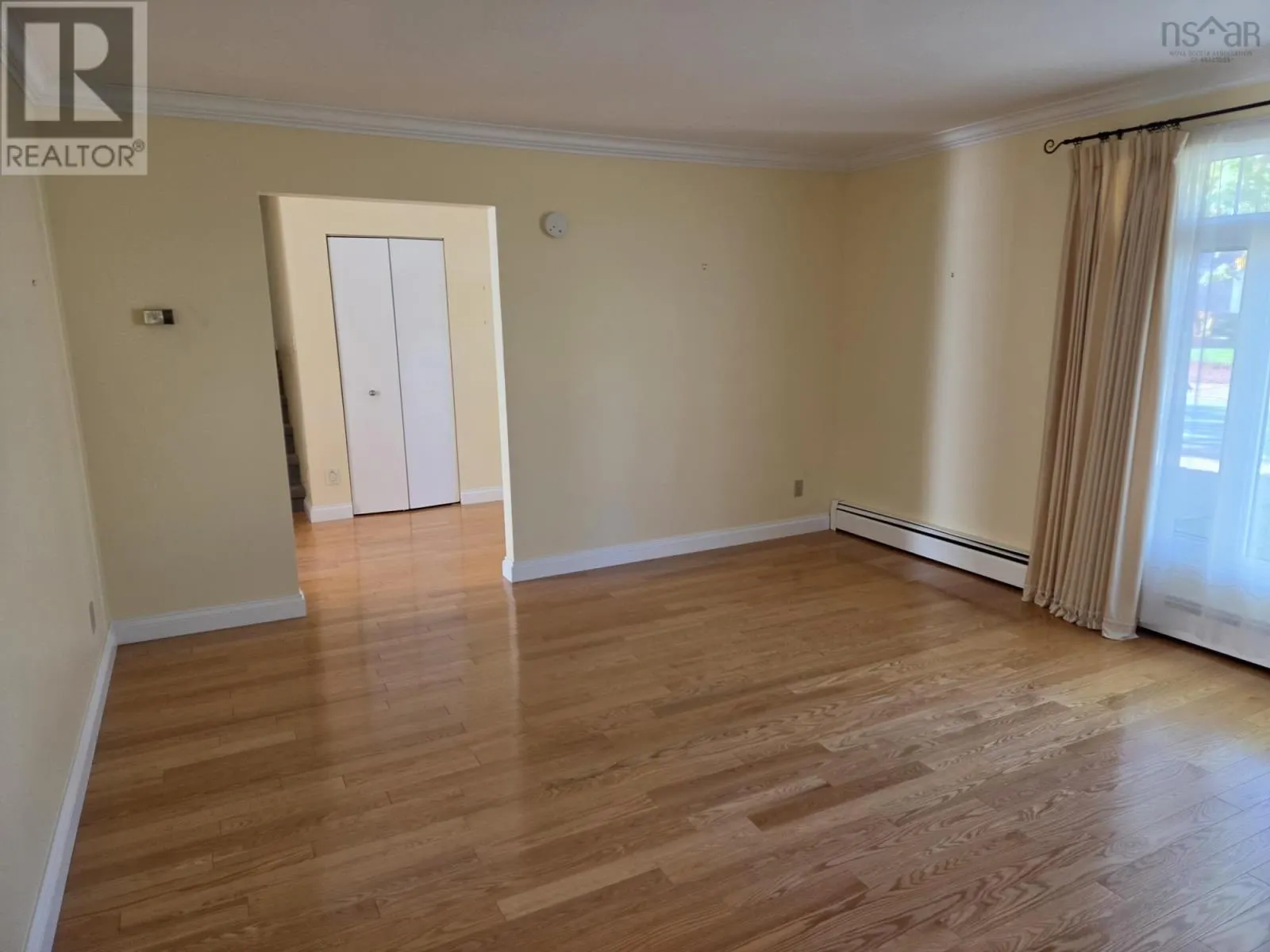 71 Harris Avenue
