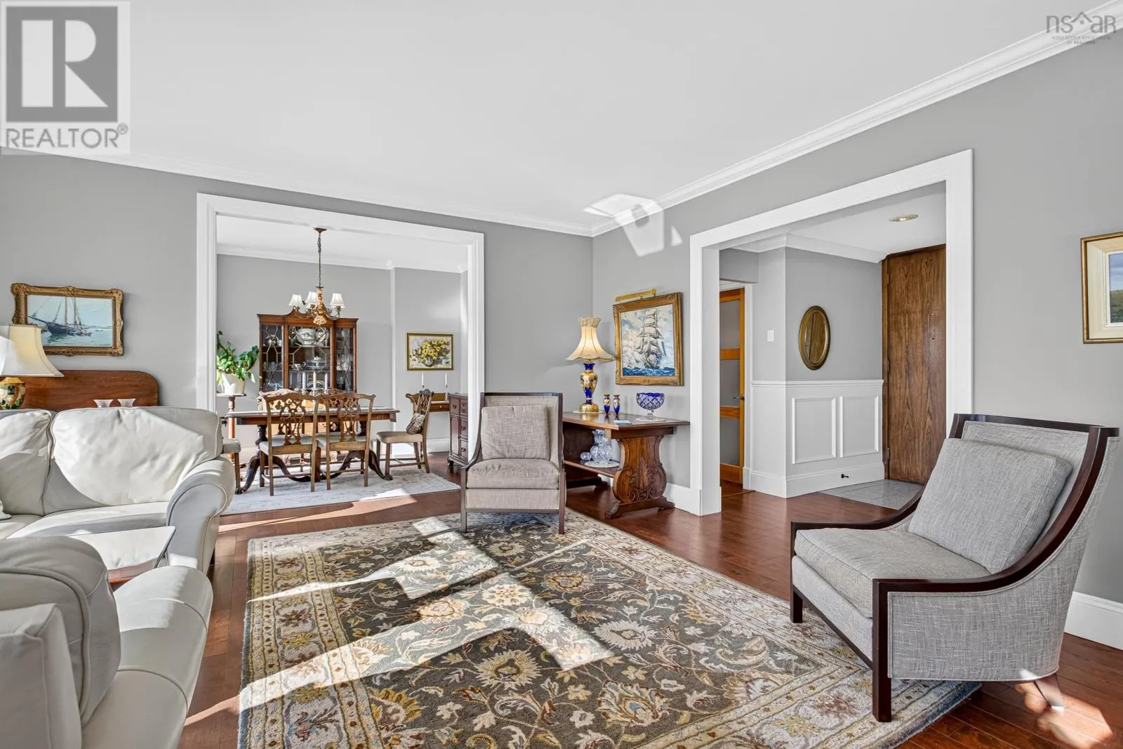 701 6095 Coburg Road