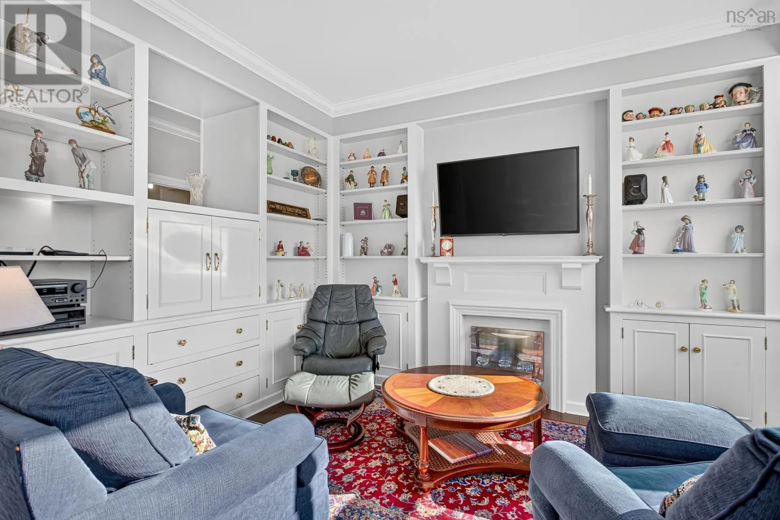 701 6095 Coburg Road