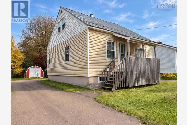 82 South Albion Street