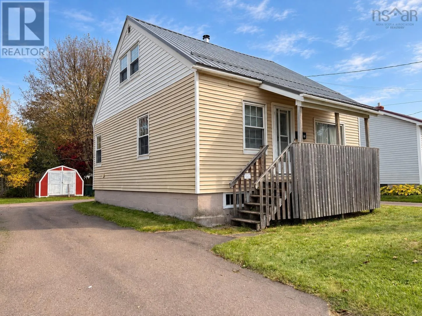 82 South Albion Street