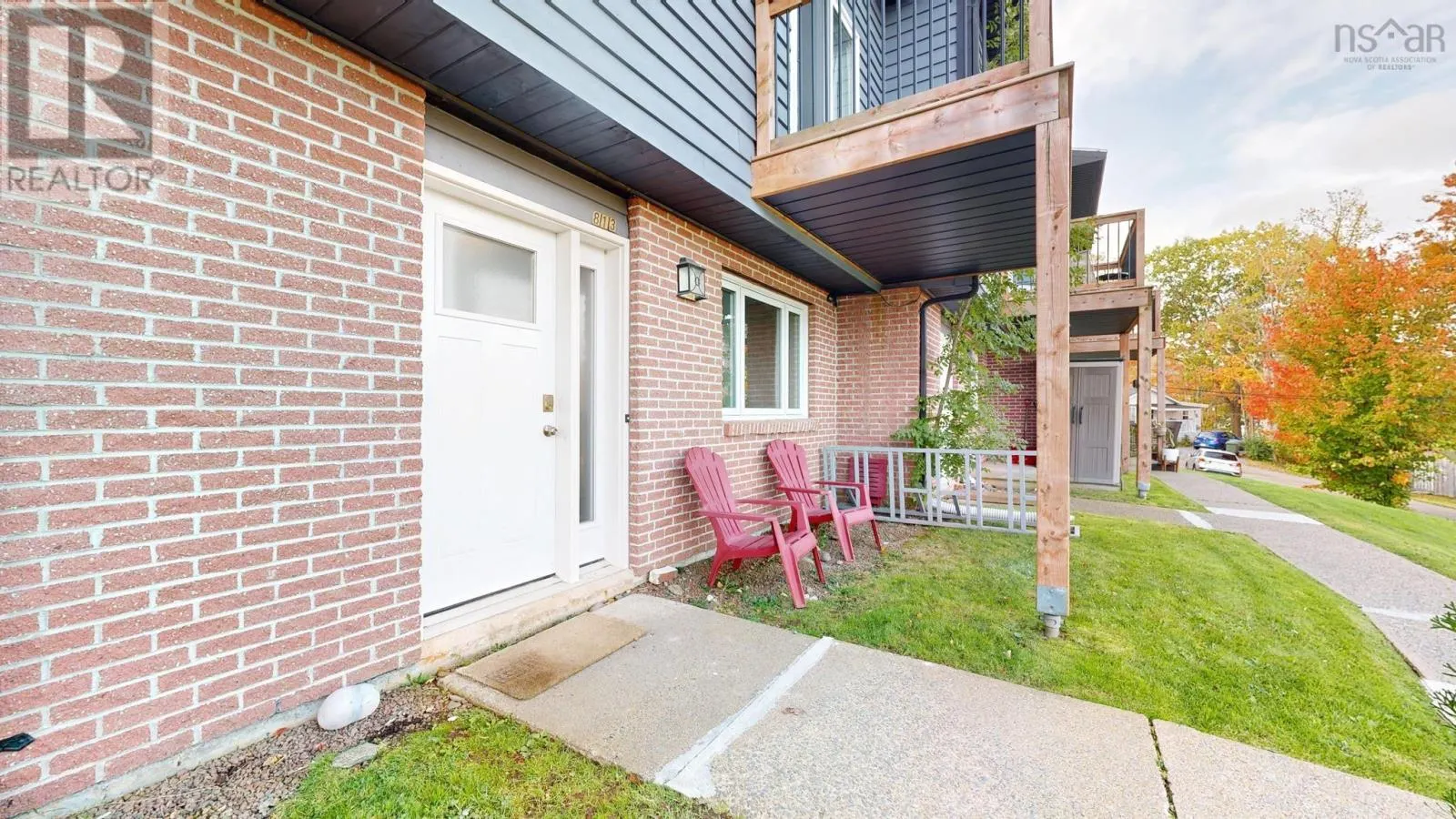 813 8 Blomidon Terrace