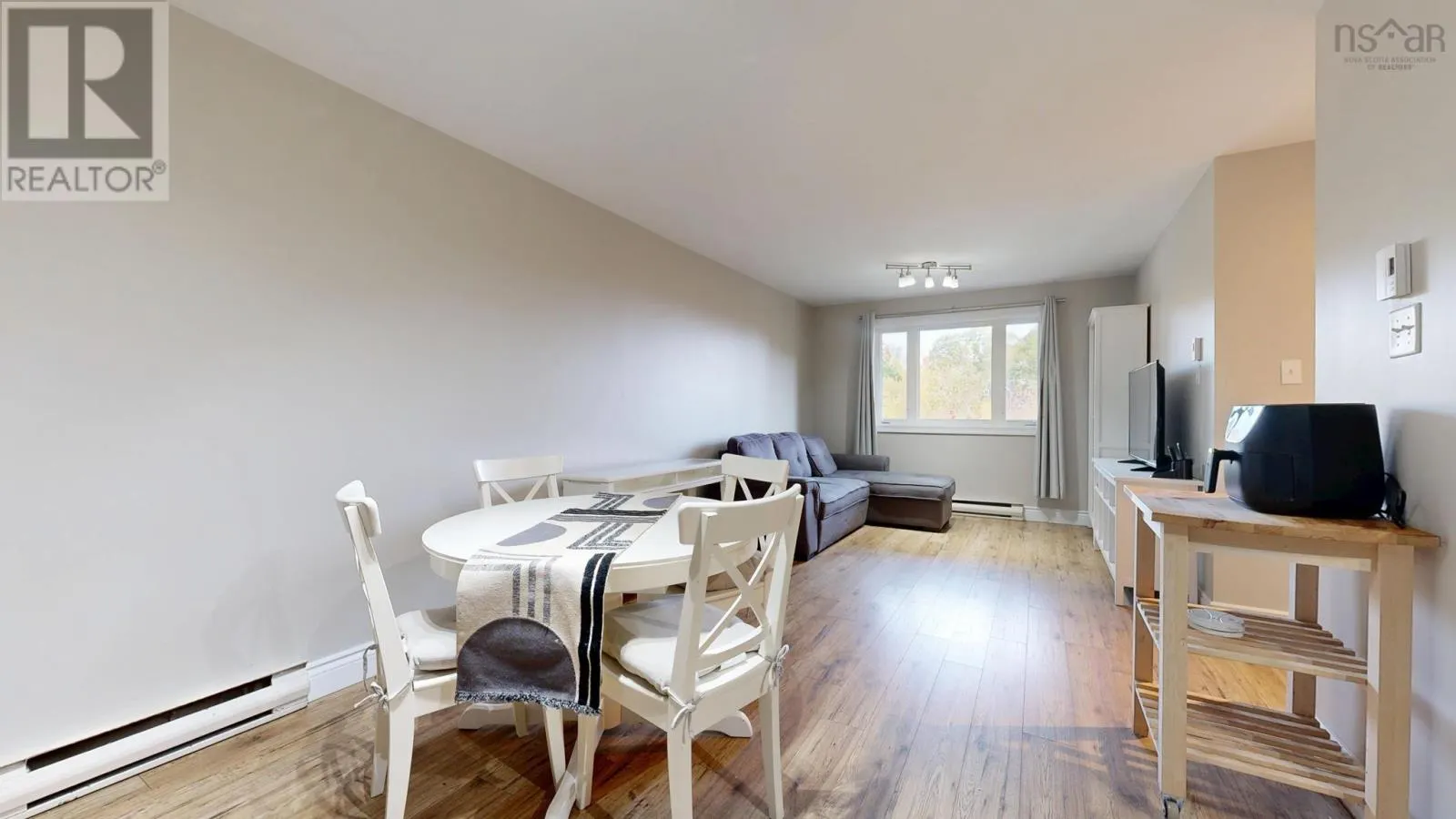 813 8 Blomidon Terrace