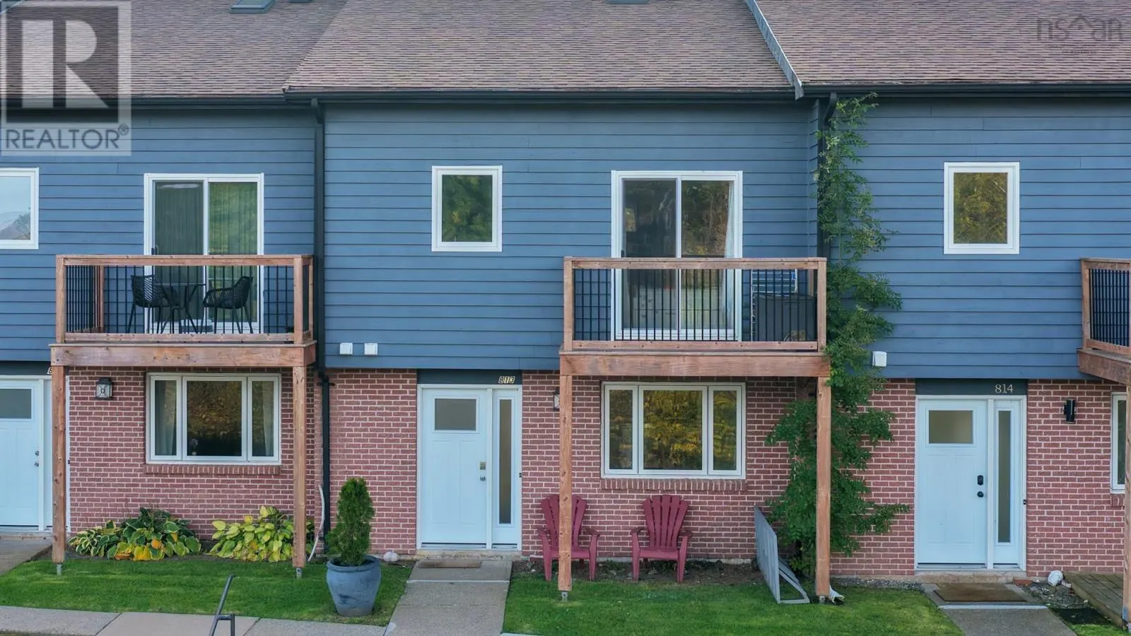 813 8 Blomidon Terrace