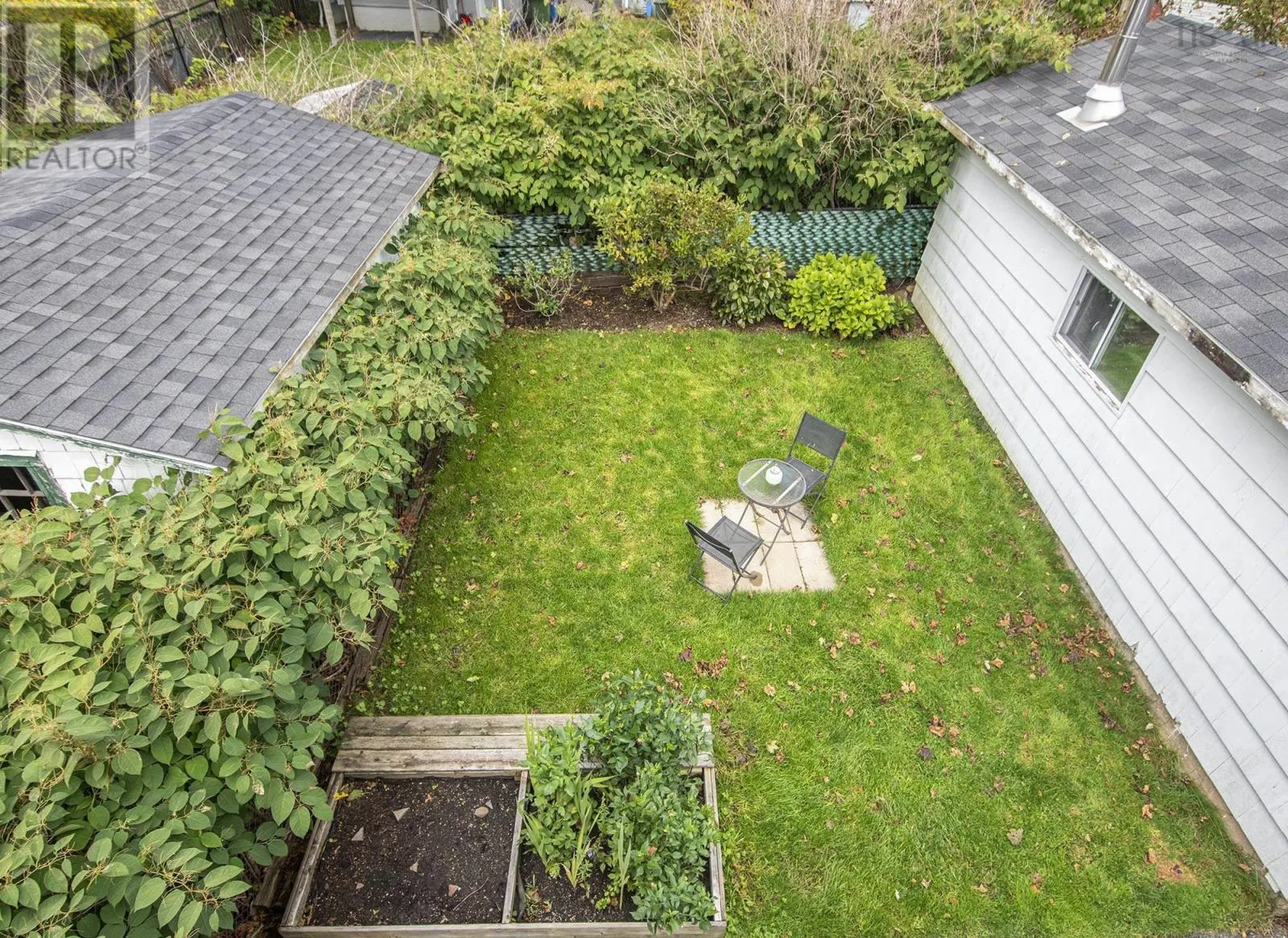 5879 Stairs Street