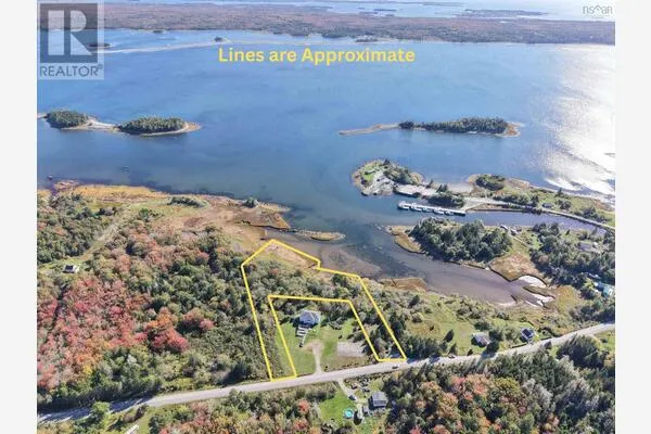 611 West Green Harbour Road