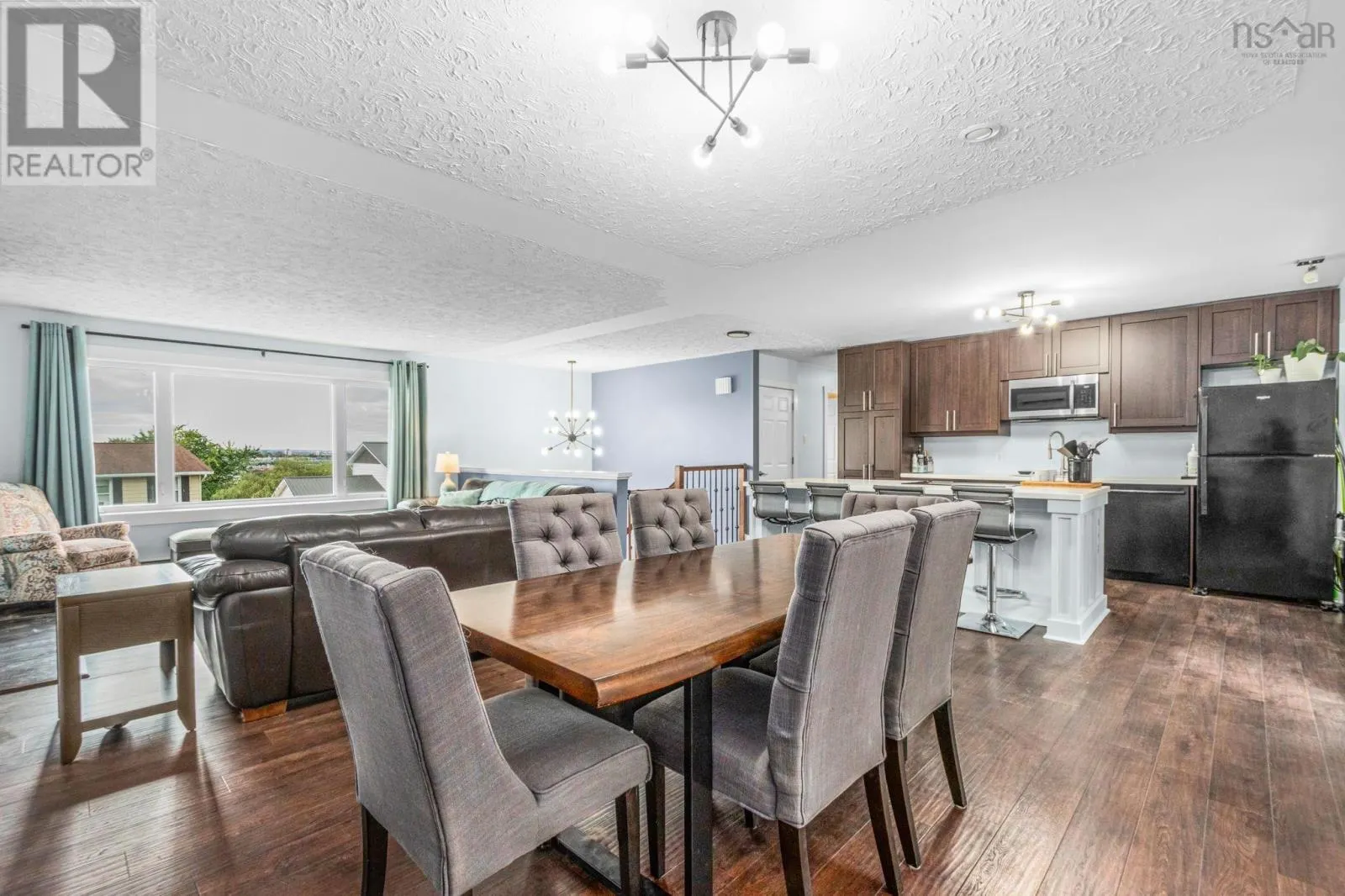 96 Regal Road