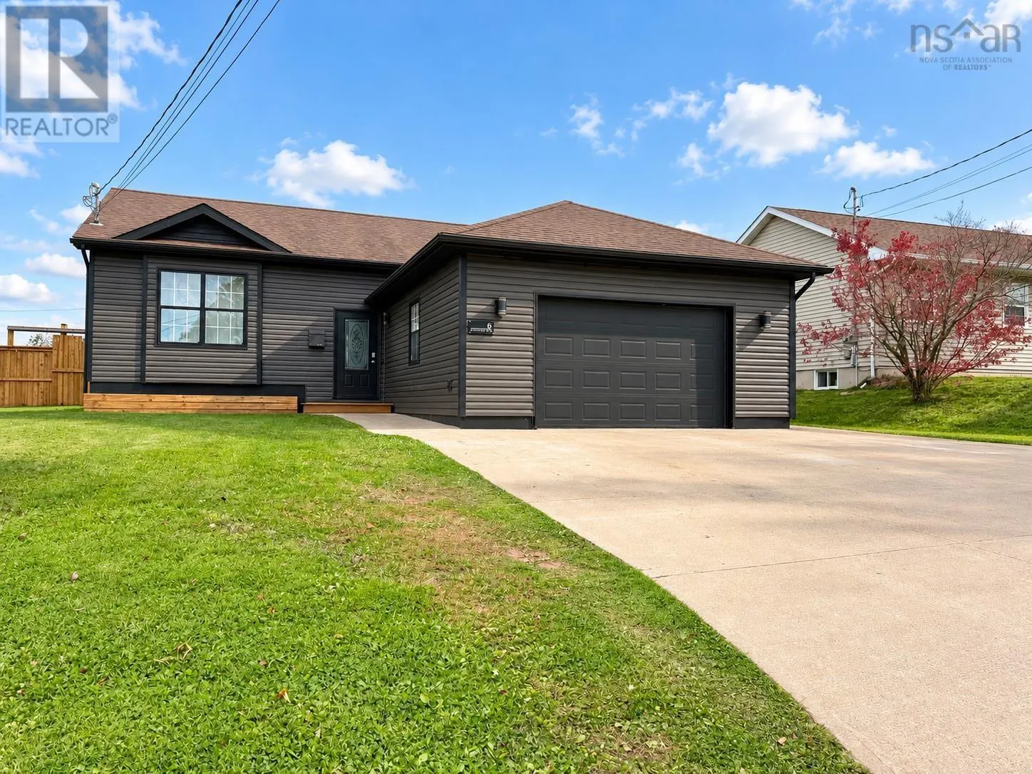 6 Paradise Avenue