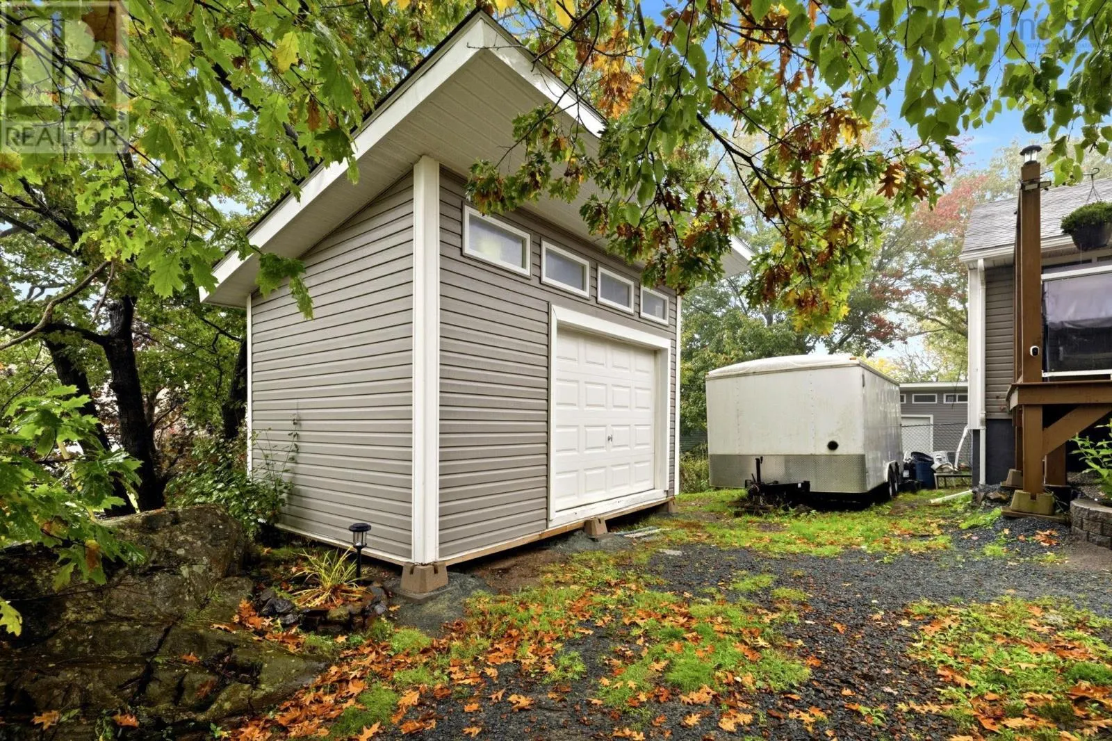 25 Circle Drive
