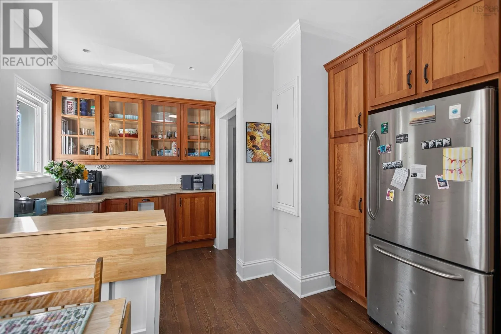 6421/6423 Coburg Road
