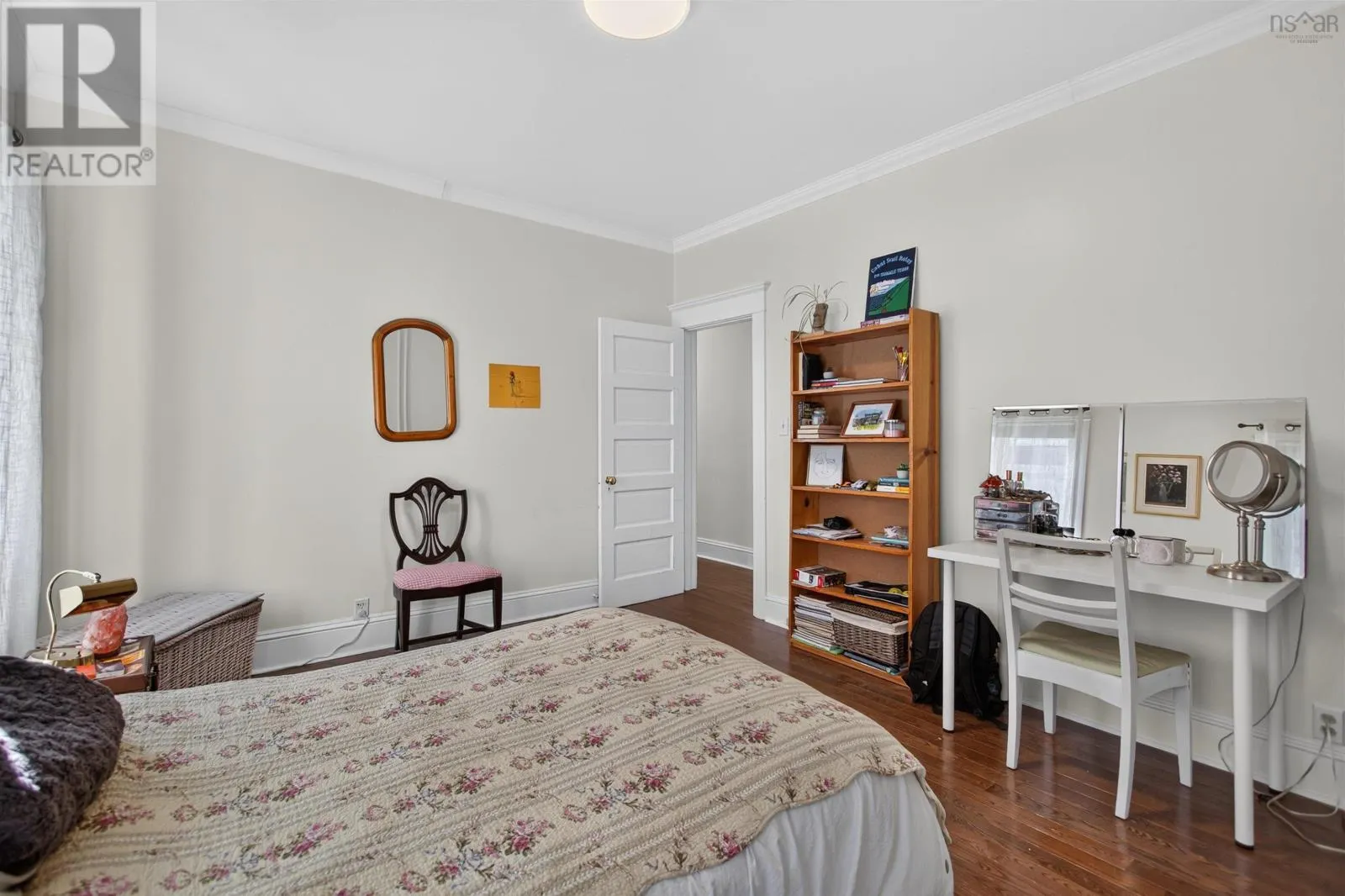 6421/6423 Coburg Road