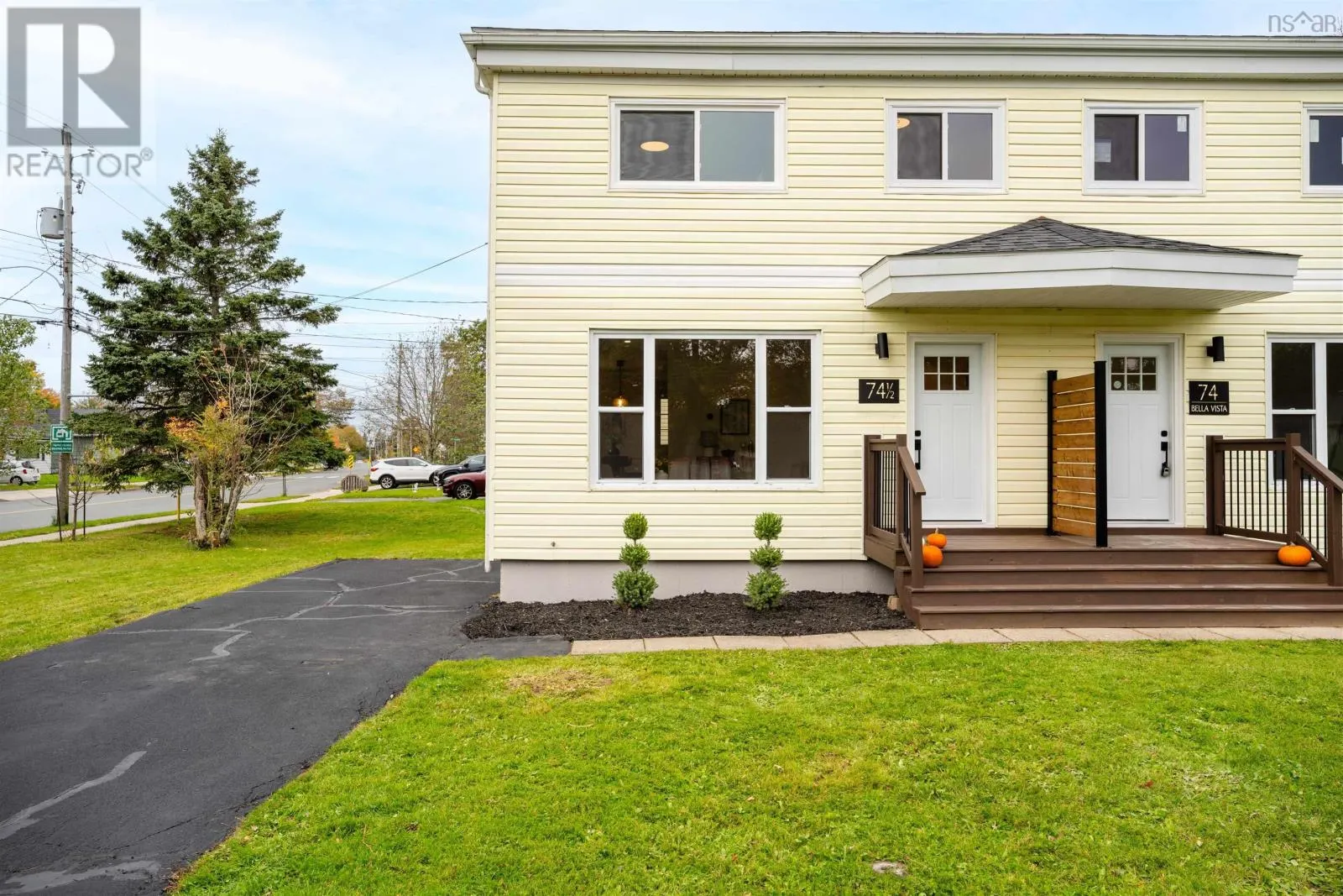 74 1/2 Belle Vista Drive
