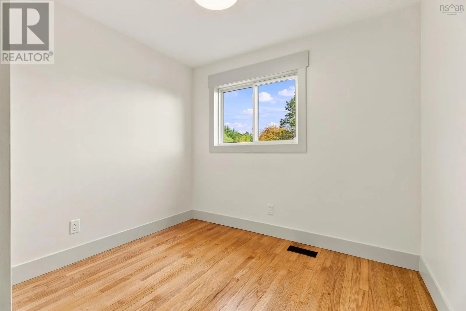 74 1/2 Belle Vista Drive