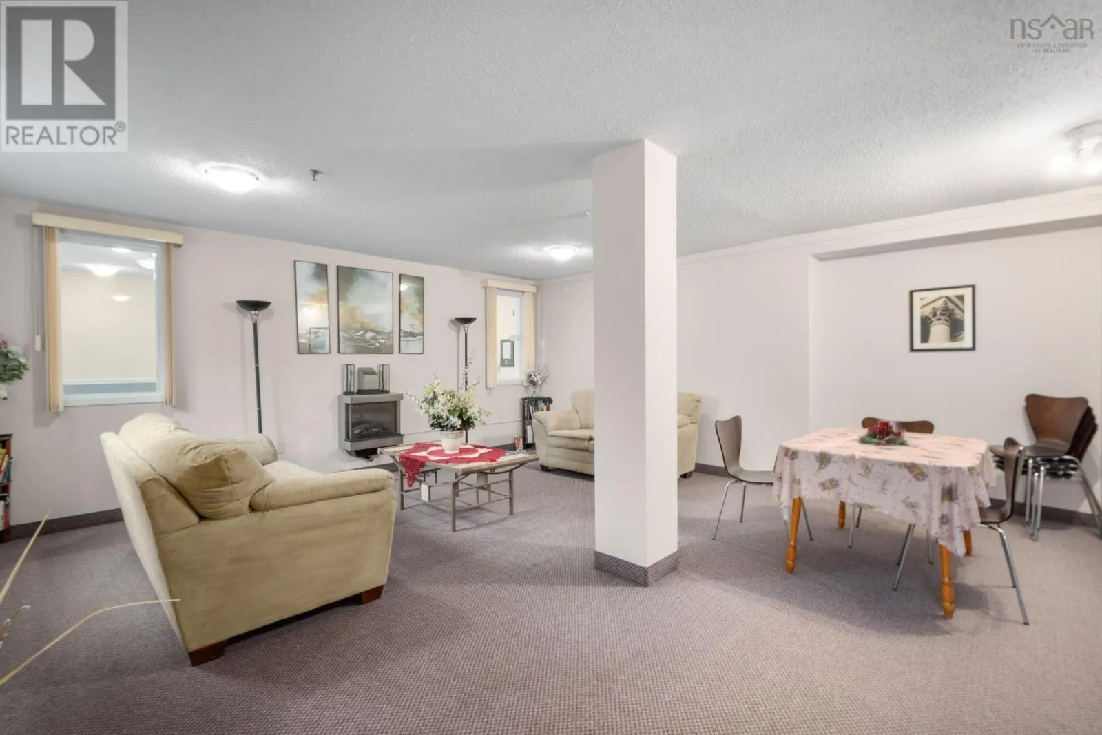 349 281 Windmill Road