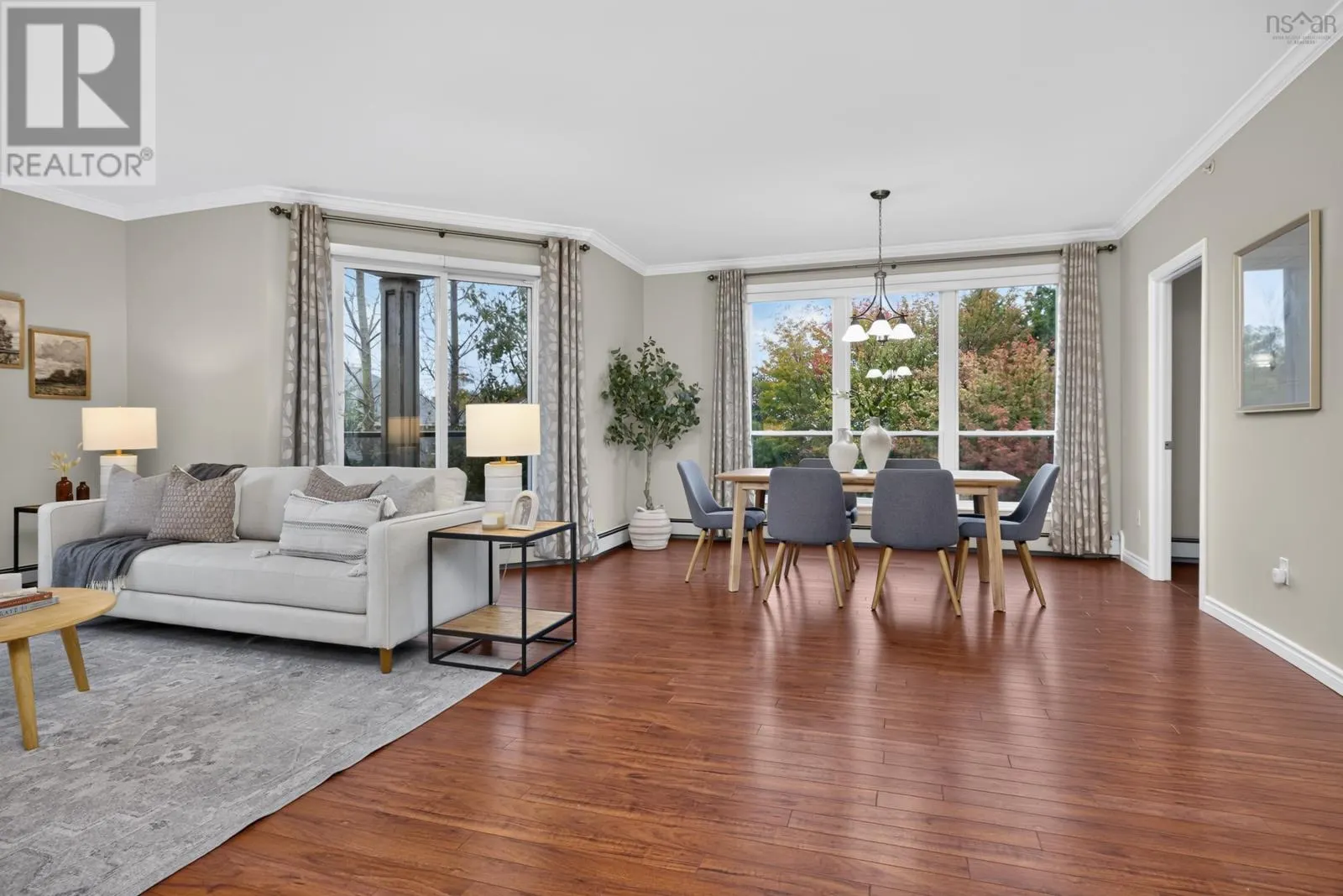 403 347 Portland Hills Drive