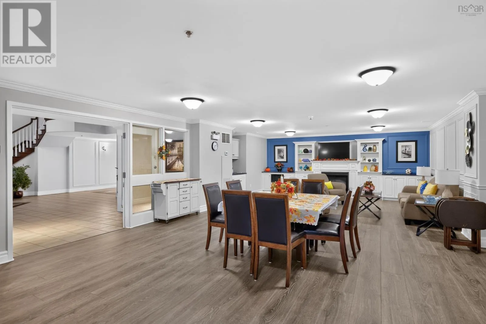 403 347 Portland Hills Drive
