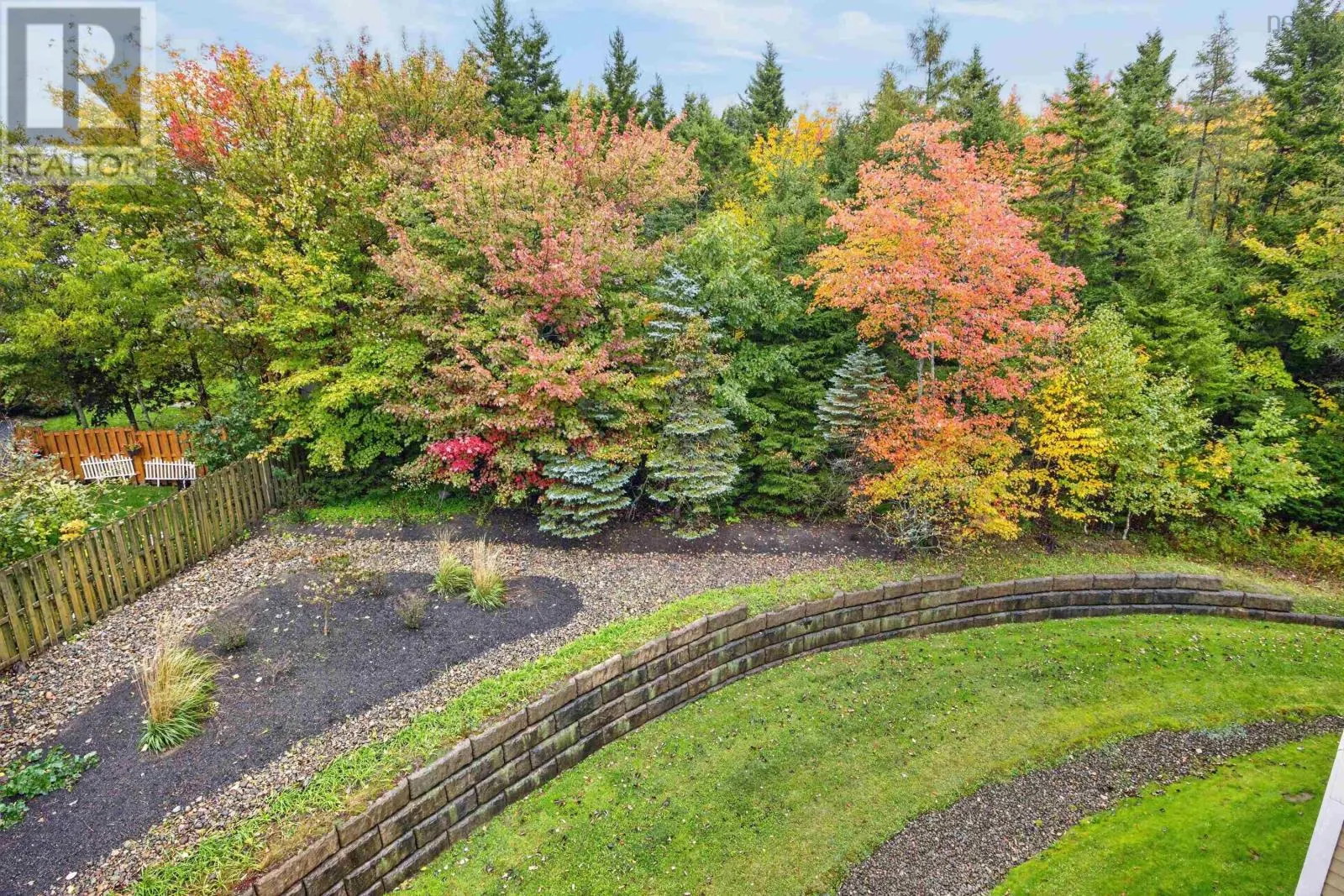 403 347 Portland Hills Drive