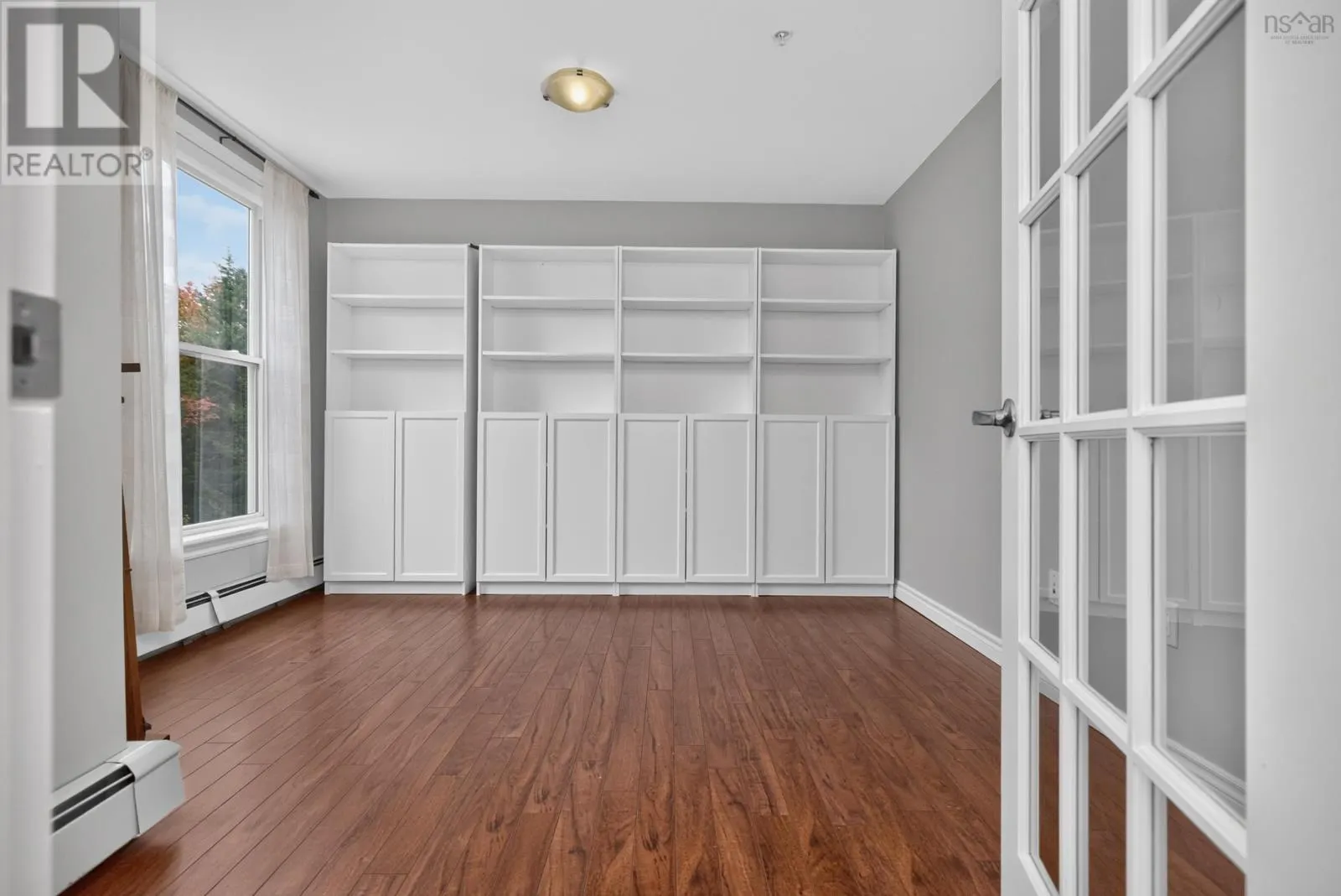 403 347 Portland Hills Drive