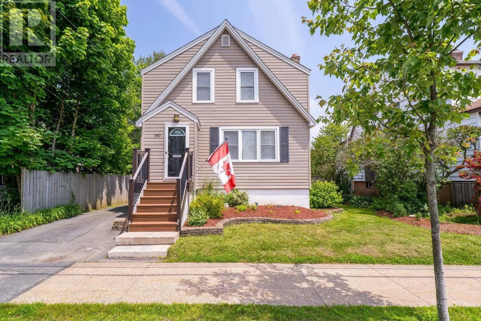 140 Victoria Road