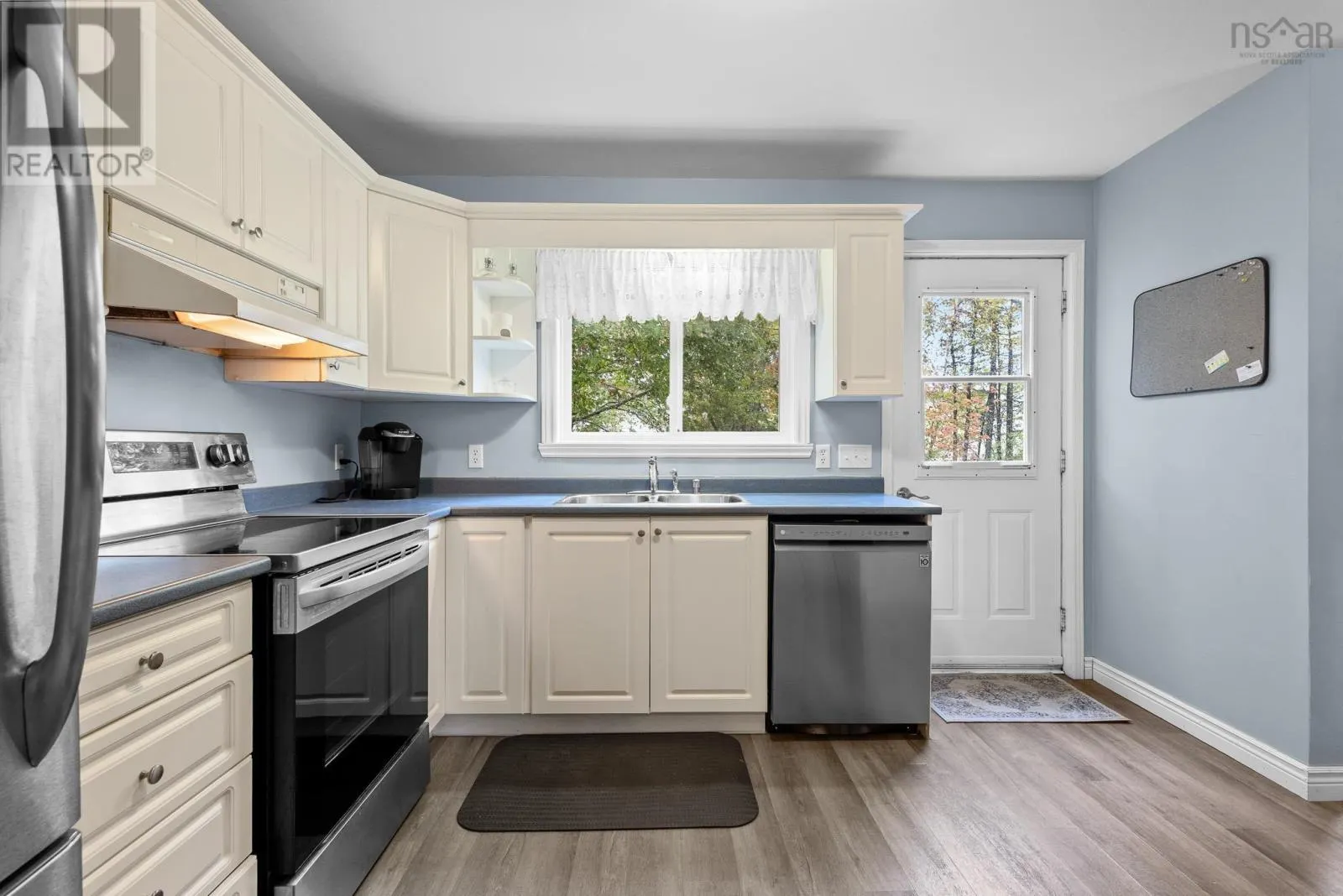 5 Ancona Place