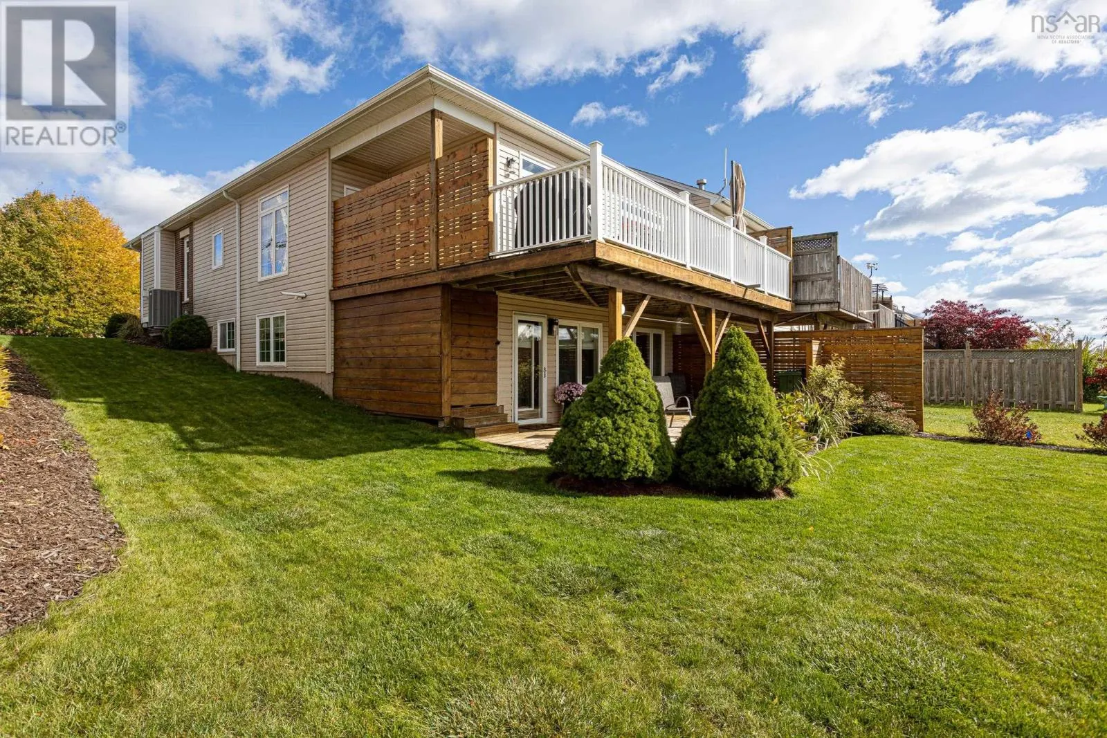 5 Cloverfield Court