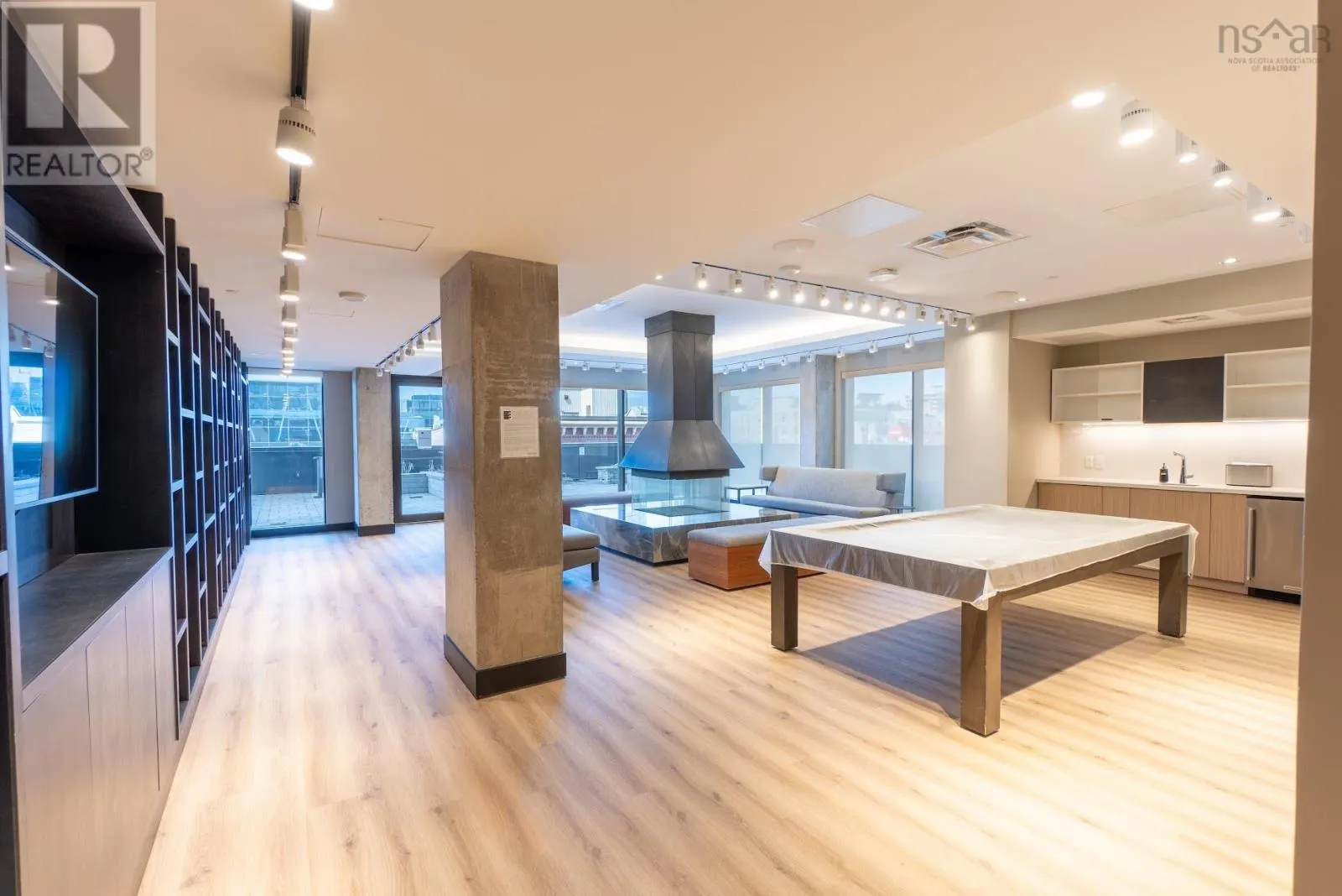 1001 1650 Granville Street