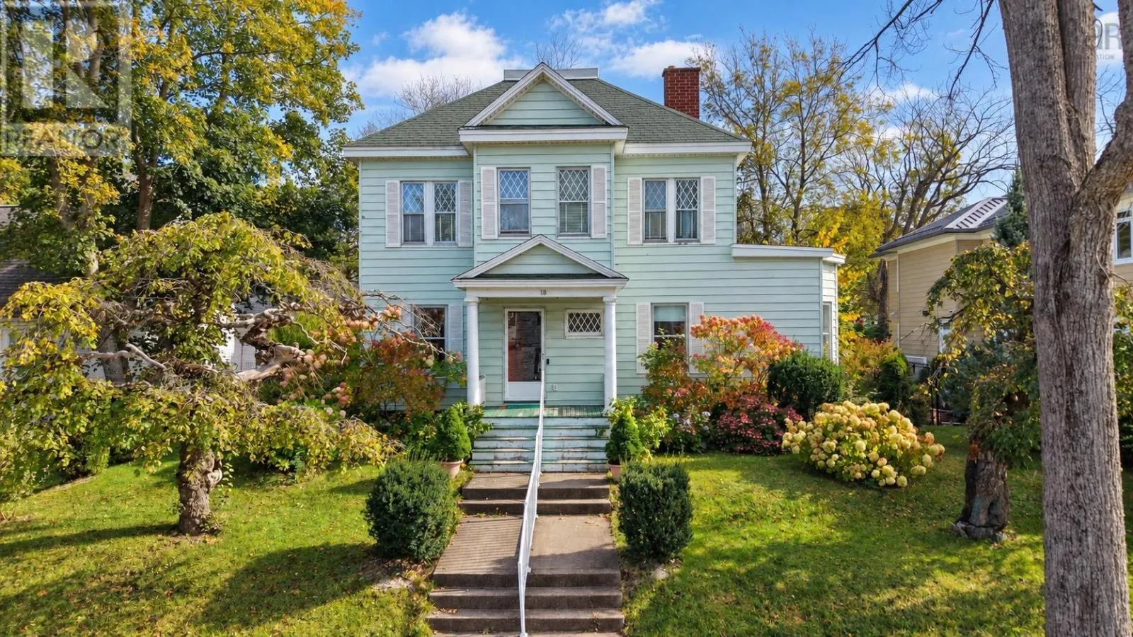 18 Park Street