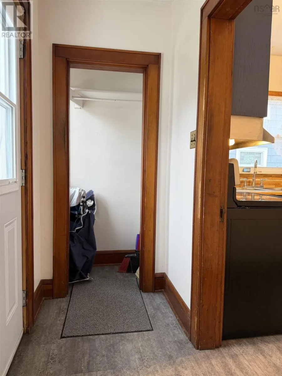 208 Dillon Street