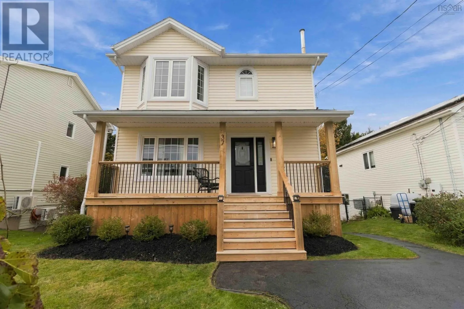 37 Madeira Crescent