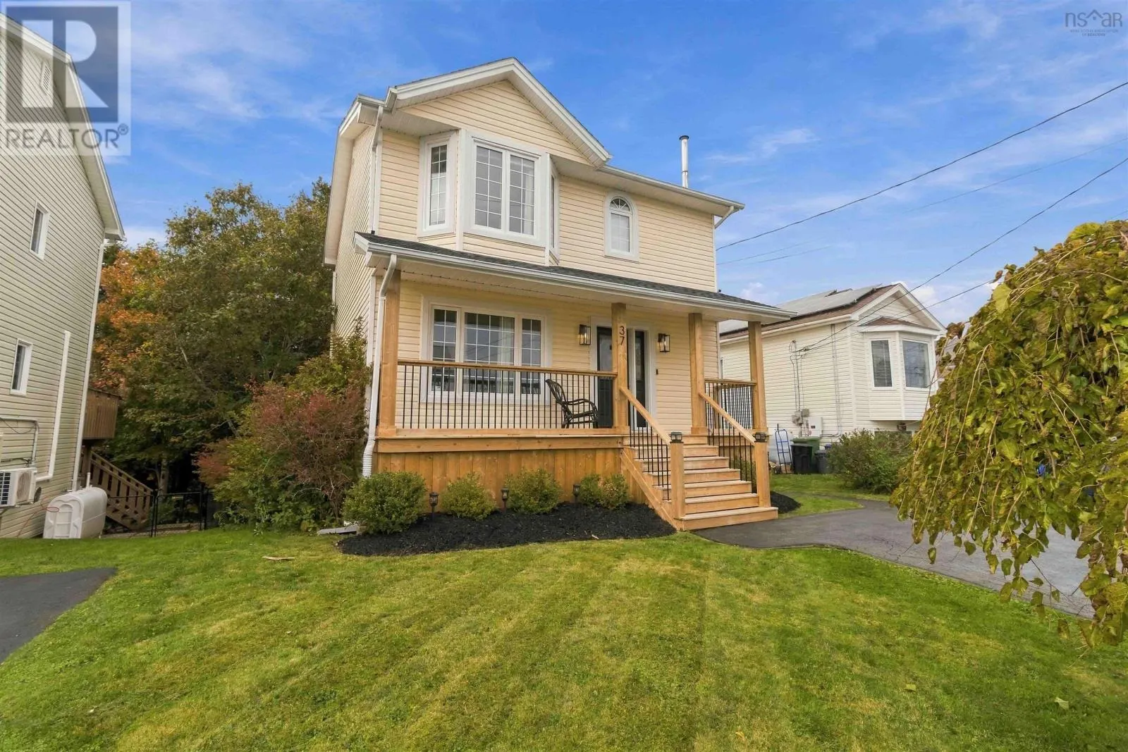 37 Madeira Crescent