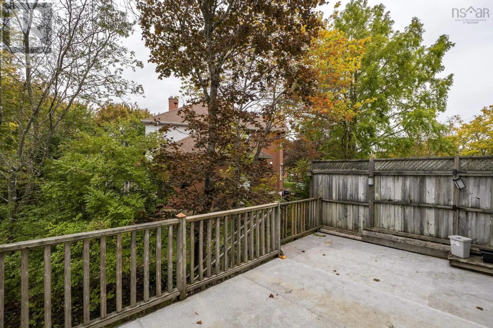 34 Trailwood Place
