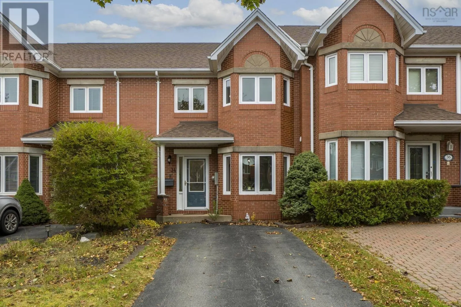 34 Trailwood Place