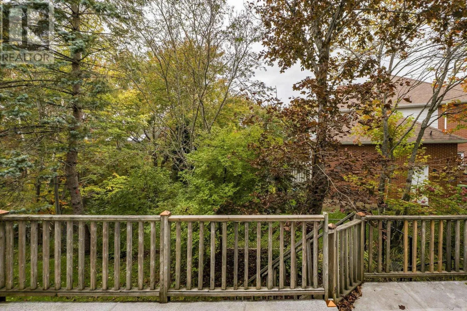34 Trailwood Place